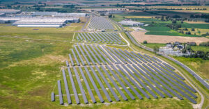 Una fábrica de Volkswagen funciona 24 horas con energía solar